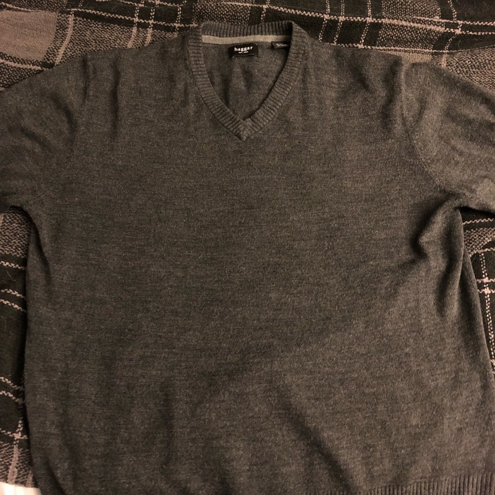 charcoal grey sweater size XL